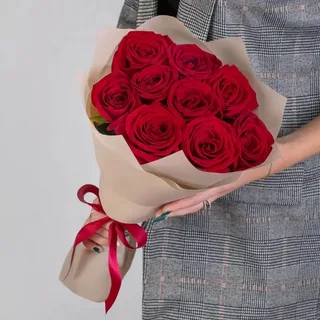 9 Красных роз